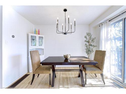 1126 Beechnut Road, Oakville, ON - Indoor Photo Showing Dining Room