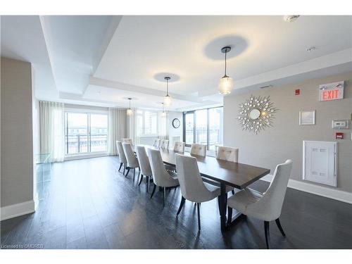 204-128 Garden Drive, Oakville, ON - Indoor Photo Showing Dining Room