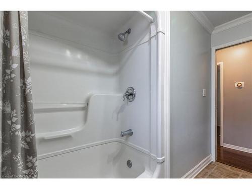 34 Milton Heights Crescent, Milton, ON - Indoor Photo Showing Bathroom