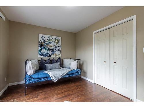 34 Milton Heights Crescent, Milton, ON - Indoor Photo Showing Bedroom