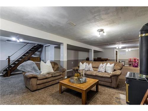 34 Milton Heights Crescent, Milton, ON - Indoor Photo Showing Living Room