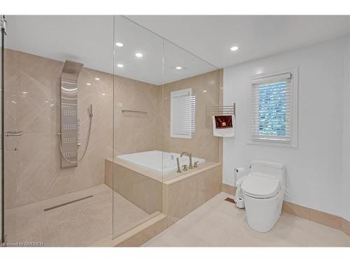 1359 Saddler Circle, Oakville, ON - Indoor Photo Showing Bathroom