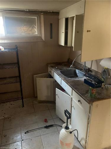 49 Ivordale Crescent, Scarborough, ON - Indoor Photo Showing Kitchen