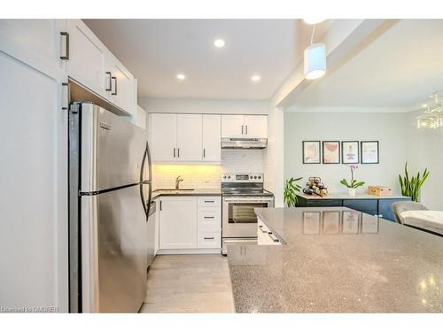 12-3500 South Millway, Mississauga, ON - Indoor Photo Showing Kitchen