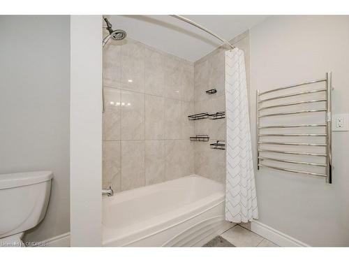 12-3500 South Millway, Mississauga, ON - Indoor Photo Showing Bathroom