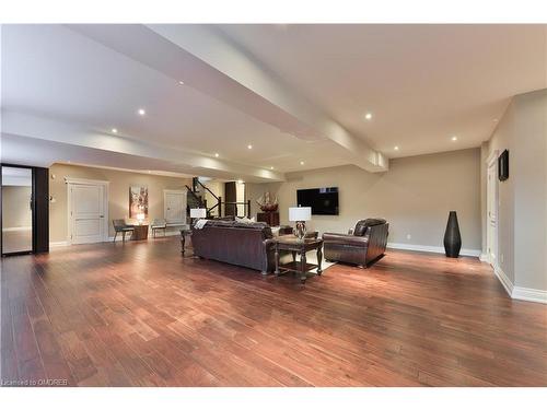 3168 Lakeshore Road W, Oakville, ON - Indoor