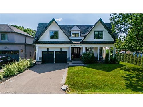 604 Maplehurst Avenue, Oakville, ON - Outdoor With Facade