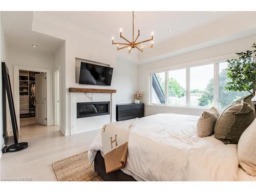 604 Maplehurst Avenue, Oakville, ON - Indoor Photo Showing Bedroom With Fireplace