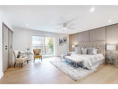 34 Maple Avenue, Dundas, ON - Indoor Photo Showing Bedroom