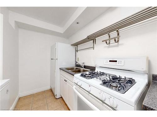 34 Maple Avenue, Dundas, ON - Indoor Photo Showing Kitchen With Double Sink