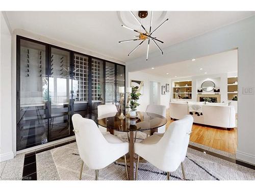 34 Maple Avenue, Dundas, ON - Indoor Photo Showing Dining Room