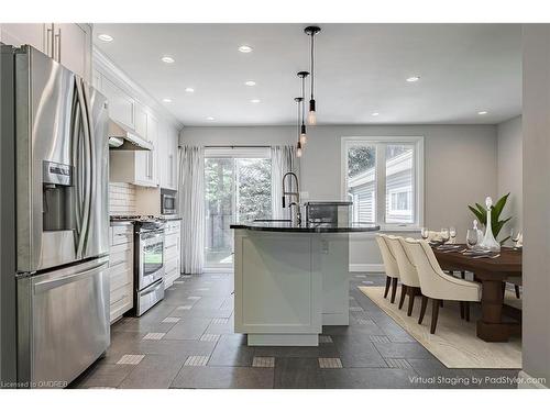 38 Black Walnut Drive, Kitchener, ON - Indoor Photo Showing Kitchen With Stainless Steel Kitchen With Upgraded Kitchen