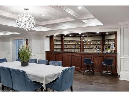 1092 Argyle Drive, Oakville, ON - Indoor Photo Showing Dining Room