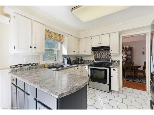 5344 Durie Road, Peel, ON - Indoor Photo Showing Kitchen With Double Sink