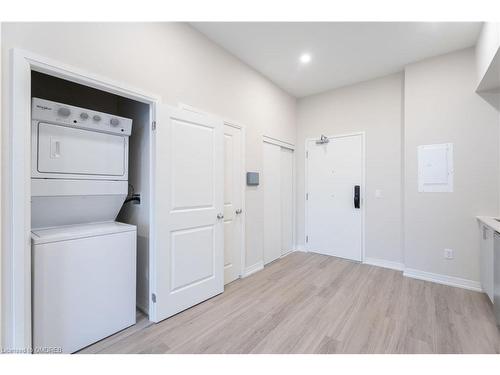 Uph 50-50 Herrick Avenue, St. Catharines, ON - Indoor Photo Showing Laundry Room