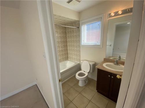 373 Creek Path Avenue, Oakville, ON - Indoor Photo Showing Bathroom