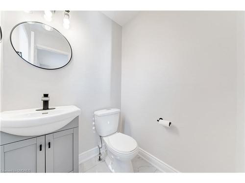 3 Arrowhead Lane, Grimsby, ON - Indoor Photo Showing Bathroom