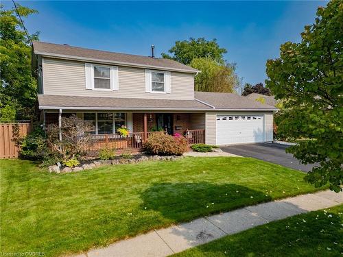 10 Baylor Crescent, Georgetown, ON - Outdoor With Deck Patio Veranda With Facade