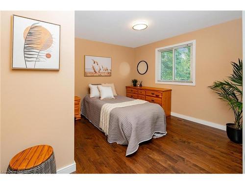 10 Baylor Crescent, Georgetown, ON - Indoor Photo Showing Bedroom