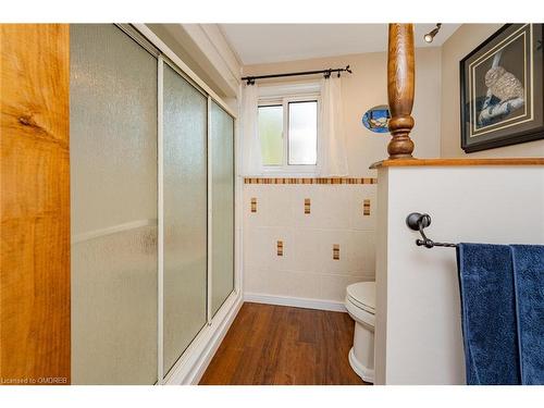 10 Baylor Crescent, Georgetown, ON - Indoor Photo Showing Bathroom