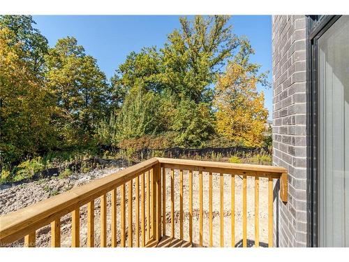 1430 Rose Way, Milton, ON - Outdoor