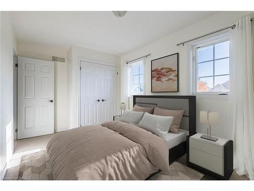 101 Norma Crescent, Guelph, ON - Indoor Photo Showing Bedroom