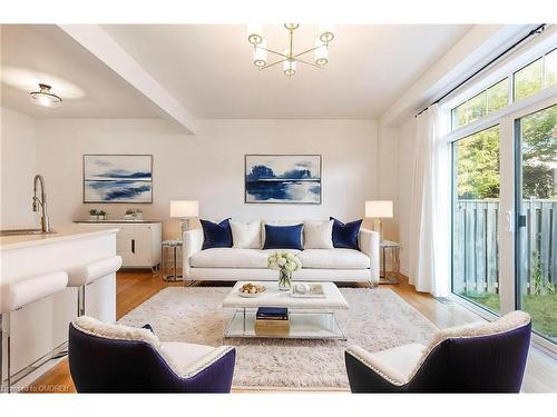 2404 Whistling Springs Crescent, Oakville, ON - Indoor Photo Showing Living Room