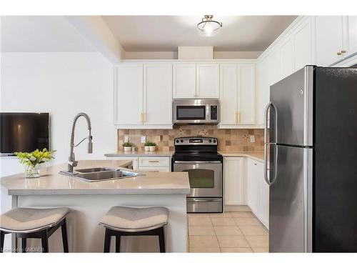 2404 Whistling Springs Crescent, Oakville, ON - Indoor Photo Showing Kitchen With Stainless Steel Kitchen With Double Sink