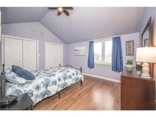 61041 Regional Road 27, Wainfleet, ON - Indoor Photo Showing Bedroom