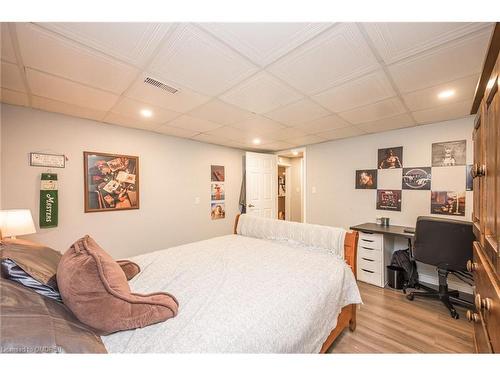 61041 Regional Road 27, Wainfleet, ON - Indoor Photo Showing Bedroom