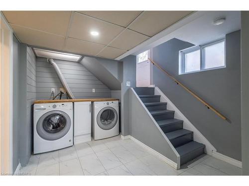 55 Allan Avenue, Hamilton, ON - Indoor Photo Showing Laundry Room