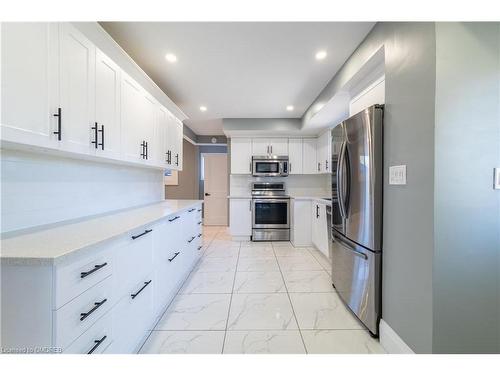 55 Allan Avenue, Hamilton, ON - Indoor Photo Showing Kitchen