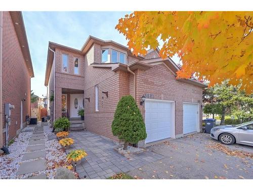 3897 Honey Locust Trail, Mississauga, ON - Outdoor