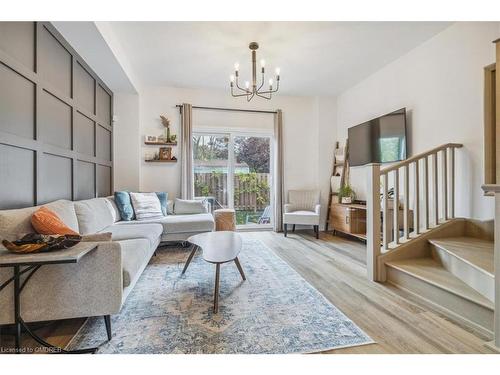 14 Munay Lane, Ancaster, ON - Indoor Photo Showing Living Room