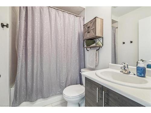 14 Munay Lane, Ancaster, ON - Indoor Photo Showing Bathroom