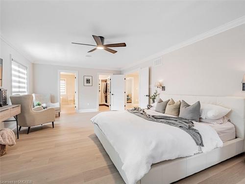 3390 Fox Run Circle, Oakville, ON - Indoor Photo Showing Bedroom