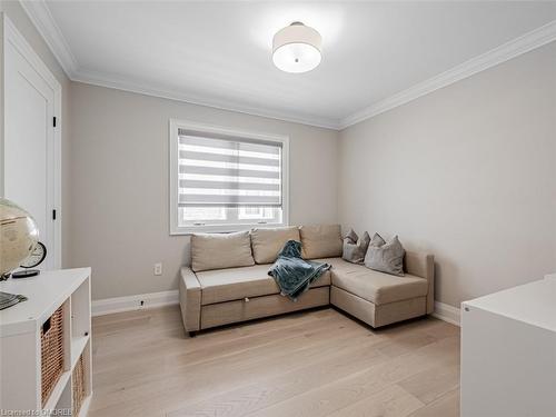 3390 Fox Run Circle, Oakville, ON - Indoor Photo Showing Living Room