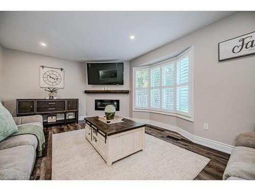 58 Dublin Drive, Hamilton, ON - Indoor Photo Showing Living Room With Fireplace