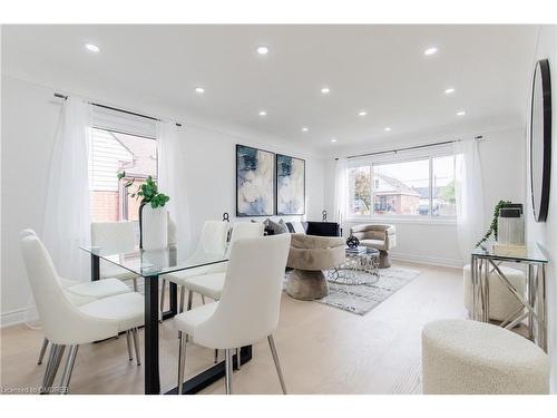 46 Upper Walker Avenue, Stoney Creek, ON - Indoor Photo Showing Dining Room