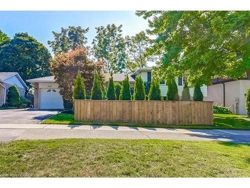 2492 Rebecca Street, Oakville, ON - Outdoor