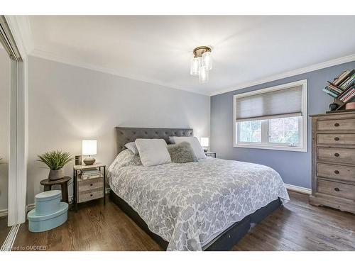 2492 Rebecca Street, Oakville, ON - Indoor Photo Showing Bedroom