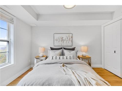 409-1470 Bishops Gate, Oakville, ON - Indoor Photo Showing Bedroom