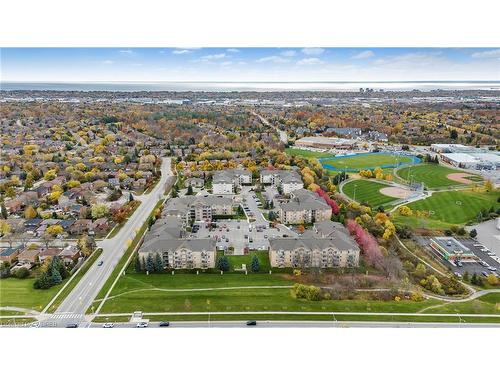 409-1470 Bishops Gate, Oakville, ON - Outdoor With View