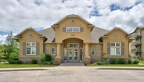 409-1470 Bishops Gate, Oakville, ON - Outdoor With Facade