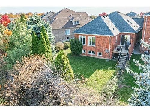 2303 Kingfisher Court, Oakville, ON - Outdoor