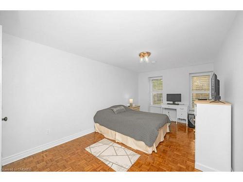 2365 Baccaro Road, Oakville, ON - Indoor Photo Showing Bedroom