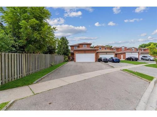 211 Murray Street, Brampton, ON - Outdoor