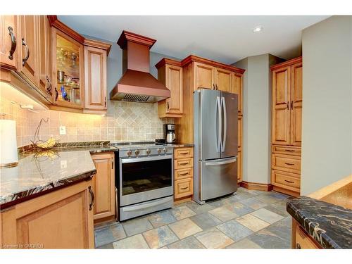 8494 20 Road E, Hamilton, ON - Indoor Photo Showing Kitchen With Stainless Steel Kitchen