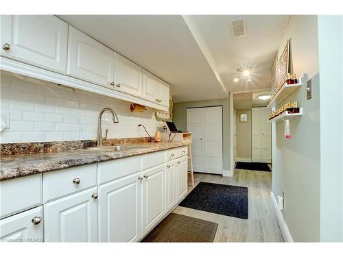 8494 20 Road E, Hamilton, ON - Indoor Photo Showing Kitchen