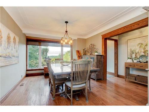 8494 20 Road E, Hamilton, ON - Indoor Photo Showing Dining Room